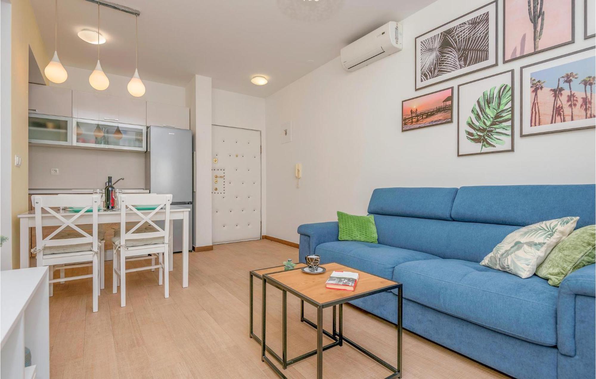 1 Bedroom Beautiful Apartment In Baška Voda Exteriér fotografie